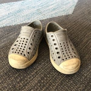 Native Toddler Slip-on Shoes (Size C7)